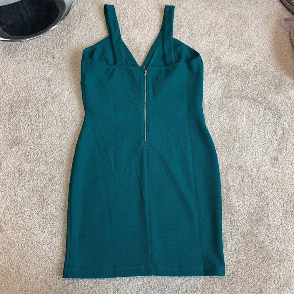 GREEN sleeveless deep V bodycon mini dress Sz L - Picture 5 of 11
